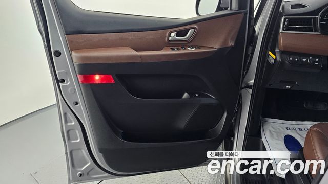 Hyundai Starex 2019 — photo 14