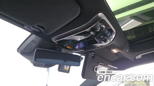 Mercedes-Benz S-Class 2025 — photo 27