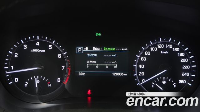 Genesis G80 2017 — photo 11