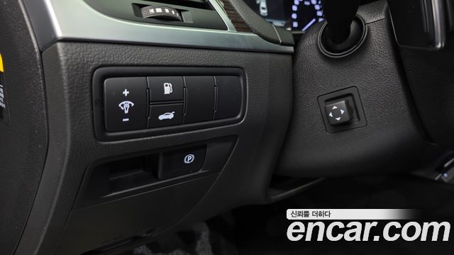 Genesis G80 2017 — photo 26