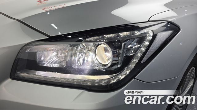 Genesis G80 2017 — photo 8