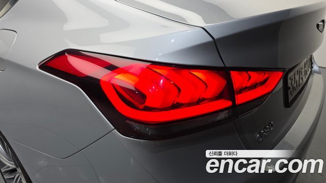 Genesis G80 2017 — photo 9