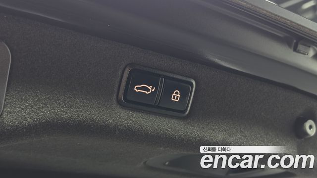Kia K9 2016 — photo 17