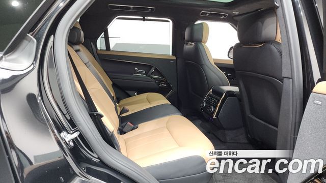 Land Rover Range Rover Sport 2025 — photo 17
