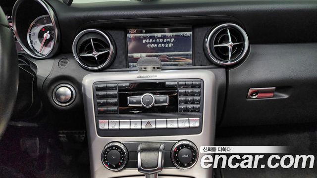 Mercedes-Benz SLK-Class 2013 — photo 12