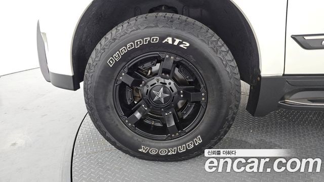 KG Mobility KORANDO 2017 — photo 5