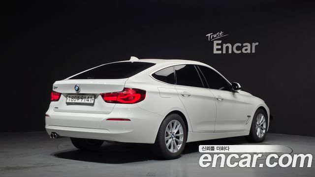BMW Gran Turismo 2020 — photo 2