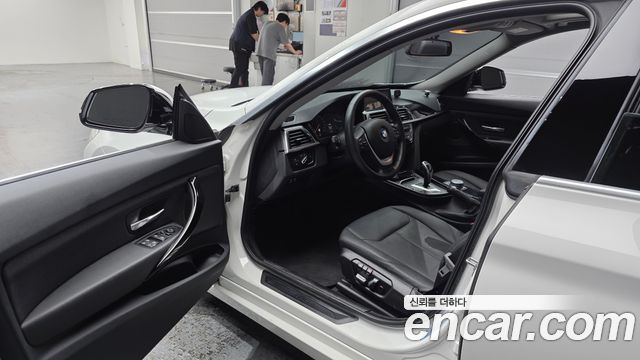 BMW Gran Turismo 2020 — photo 13