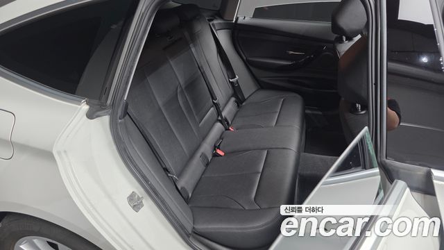 BMW Gran Turismo 2020 — photo 17