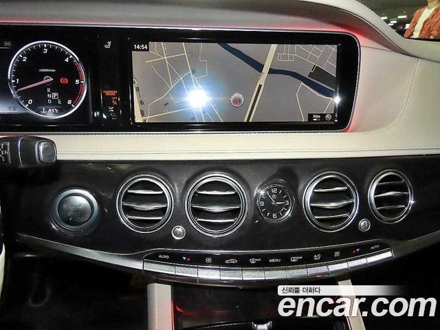 Mercedes-Benz S-Class 2017 — photo 11