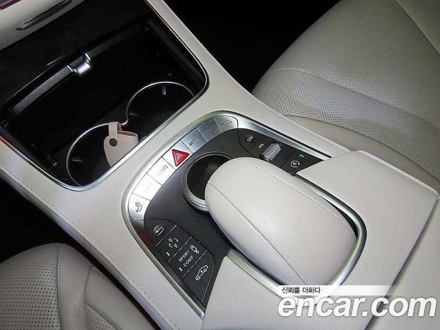 Mercedes-Benz S-Class 2017 — photo 13