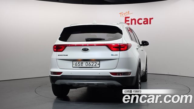 Kia Sportage 2016 — photo 4