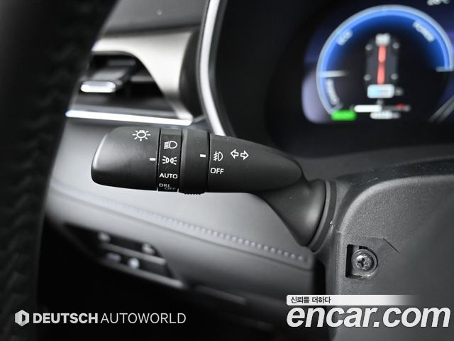 Toyota Highlander 2023 — photo 17