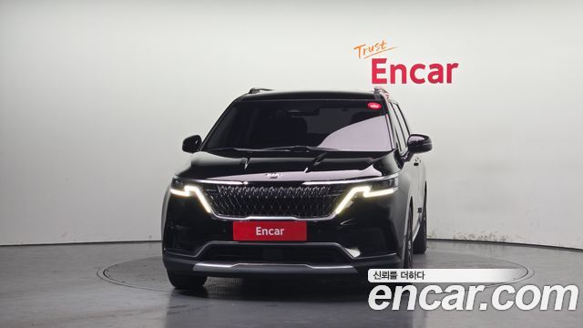 Kia Canival 2021 — photo 3