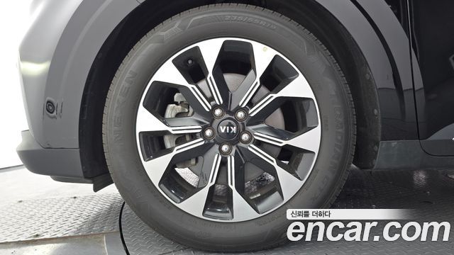 Kia Canival 2021 — photo 5