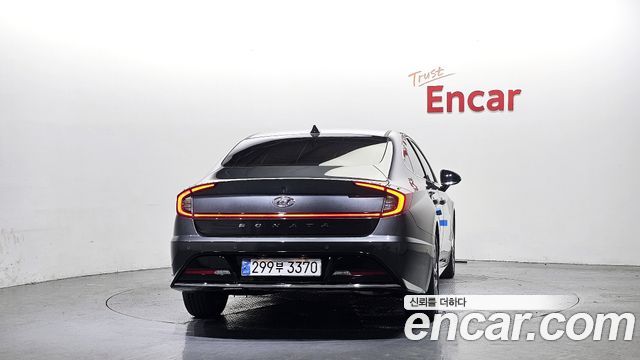 Hyundai Sonata 2022 — photo 4