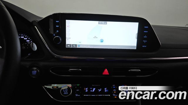 Hyundai Sonata 2022 — photo 20