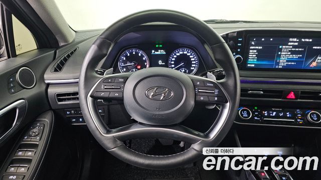 Hyundai Sonata 2022 — photo 21