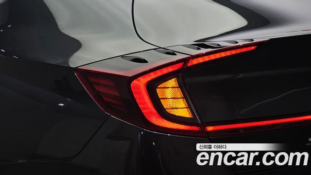 Hyundai Sonata 2022 — photo 9