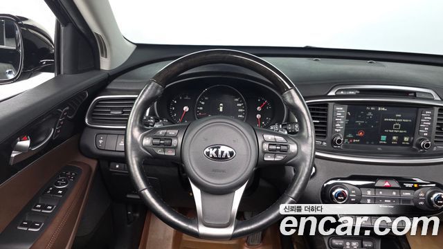 Kia Sorento 2016 — photo 19