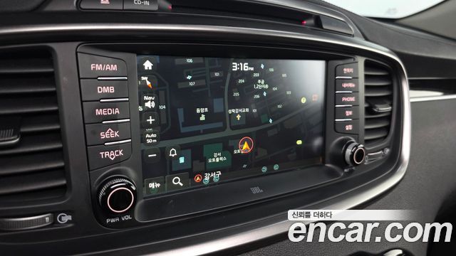 Kia Sorento 2016 — photo 20