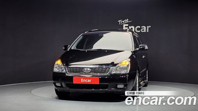 Kia Canival 2012 — photo 3