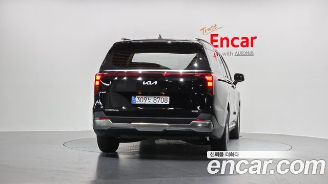 Kia Canival 2024 — photo 4