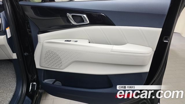 Kia Canival 2024 — photo 14
