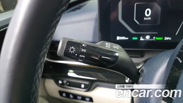 Kia Canival 2024 — photo 27