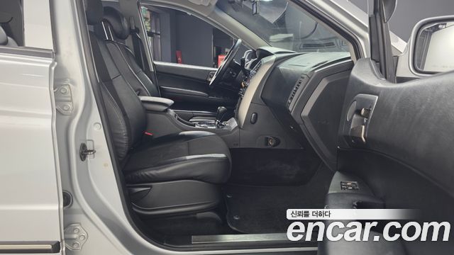 KG Mobility KORANDO 2013 — photo 11