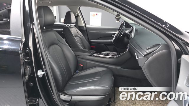 Hyundai Sonata 2020 — photo 11