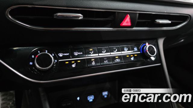 Hyundai Sonata 2020 — photo 16