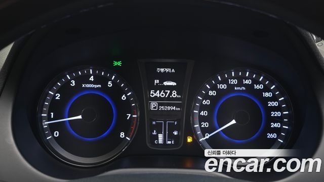 Hyundai Grandeur 2014 — photo 8