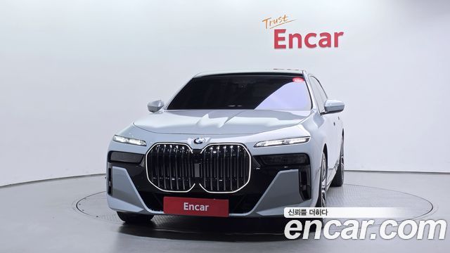 BMW 7-Series 2026 — photo 3