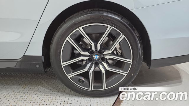 BMW 7-Series 2026 — photo 7