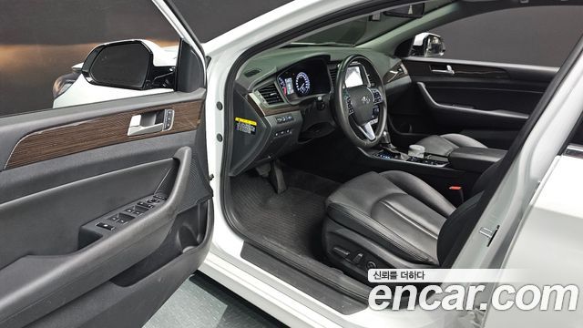 Hyundai Sonata 2018 — photo 10
