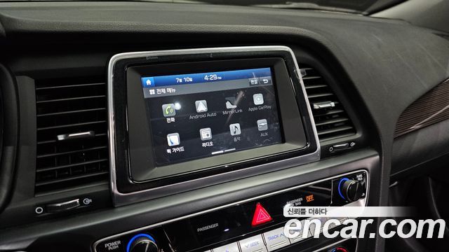 Hyundai Sonata 2018 — photo 15