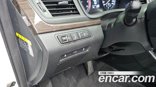 Hyundai Sonata 2018 — photo 16