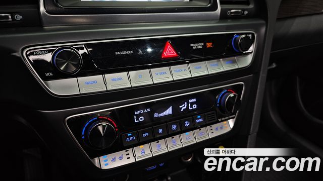 Hyundai Sonata 2018 — photo 17