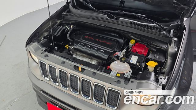 Jeep Renegade 2021 — photo 6
