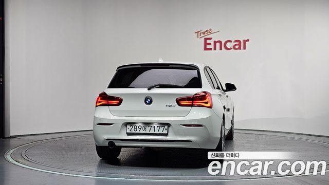 BMW 1-Series 2019 — photo 4