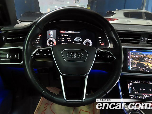 Audi A7 2021 — photo 11