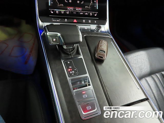 Audi A7 2021 — photo 14