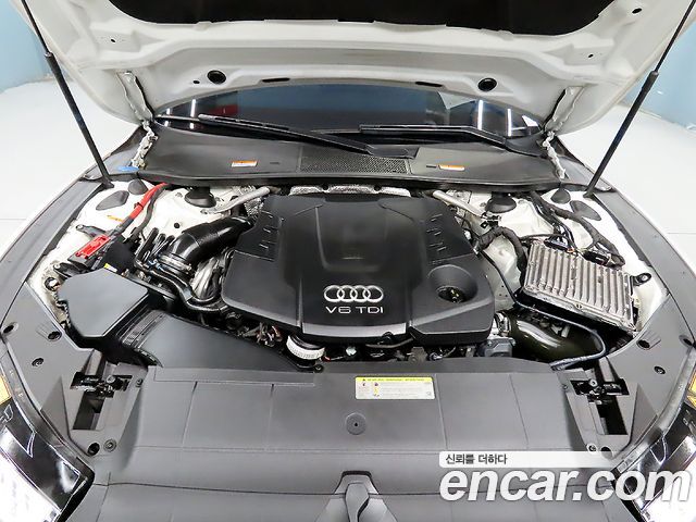 Audi A7 2021 — photo 19