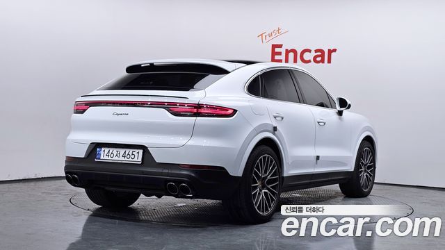 Porsche Cayenne 2023 — photo 2