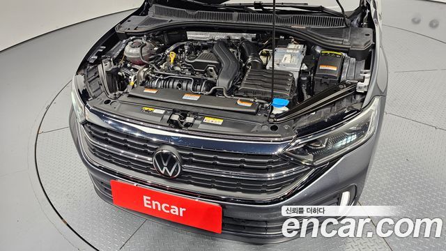 Volkswagen Jetta 2023 — photo 6