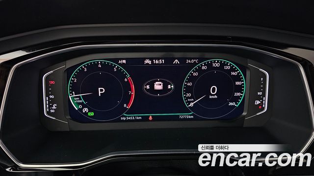 Volkswagen Jetta 2023 — photo 8