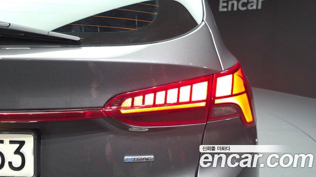Hyundai Santafe 2021 — photo 9