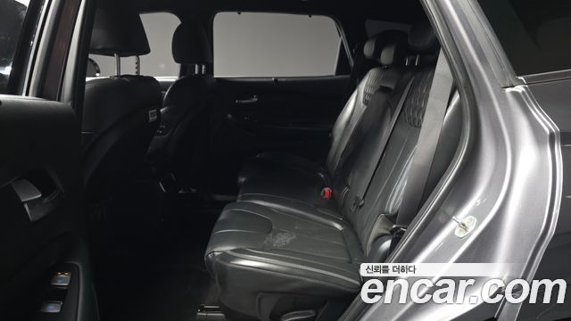 Hyundai Santafe 2021 — photo 16