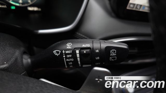 Hyundai Santafe 2021 — photo 28